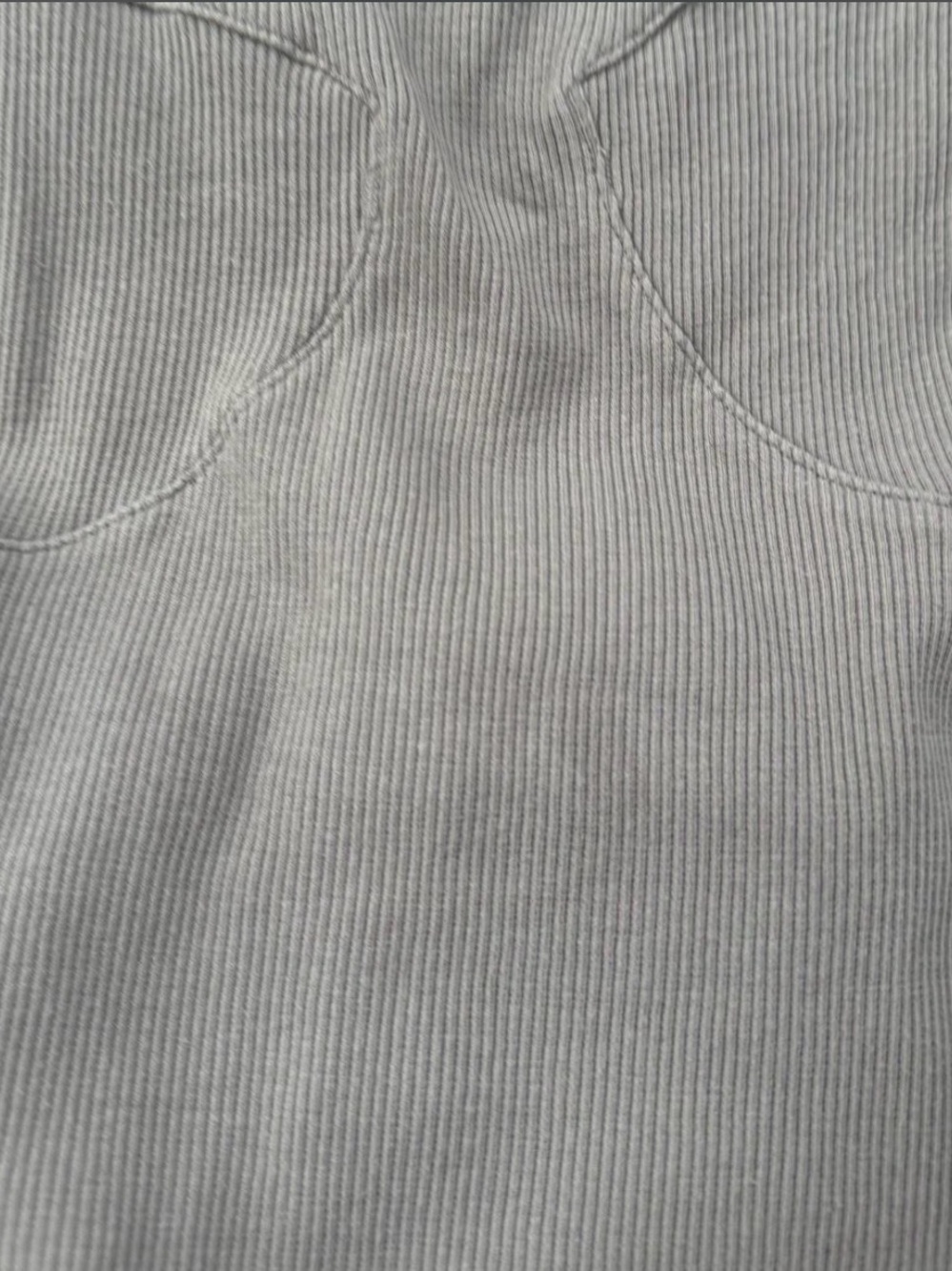 Women's Gray Ribbed Tank Top - Picture 3 of 4